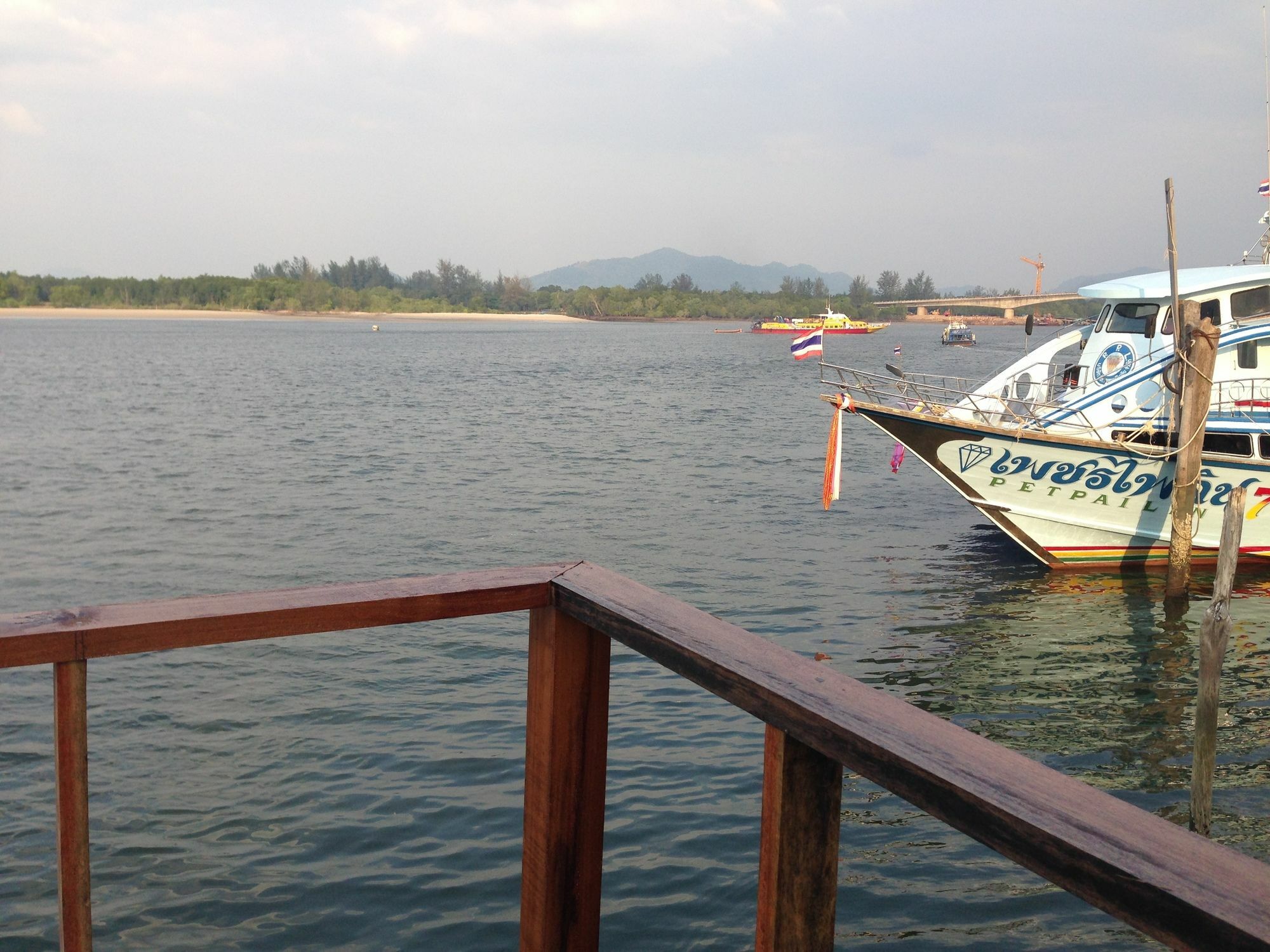 Ko Lanta 浓杜莱宾馆酒店 外观 照片